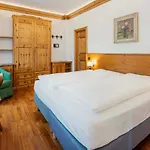 Franceschi Park Hotel 4*