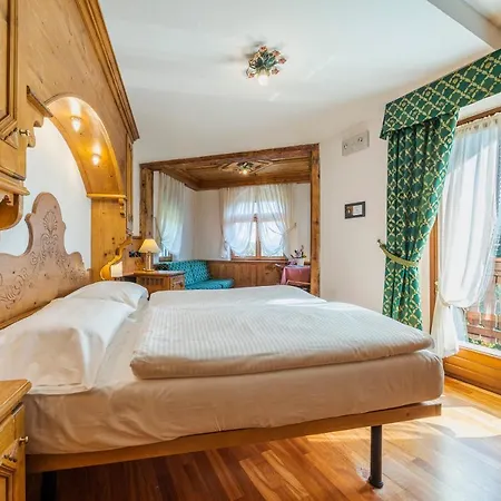 Franceschi Park Ξενοδοχείο 4*