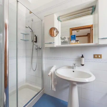 Franceschi Park 4*