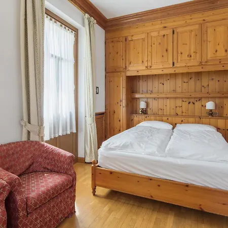 Franceschi Park Szálloda 4*