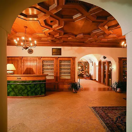 Ξενοδοχείο Franceschi Park 4*