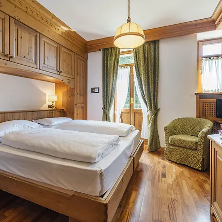 Ξενοδοχείο Franceschi Park