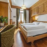 Franceschi Park 4*
