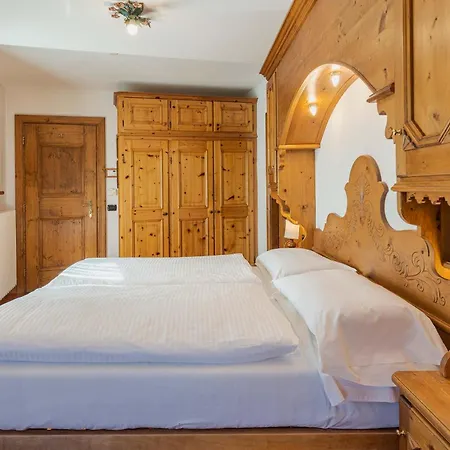 Franceschi Park Otel