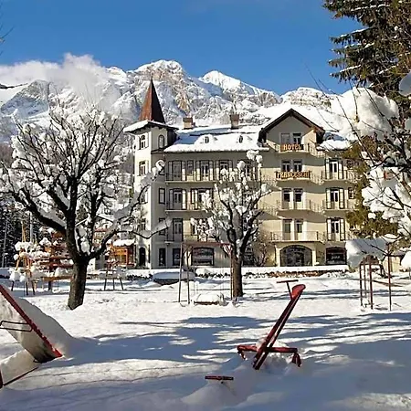Franceschi Park Hotell