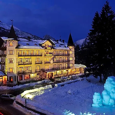 Franceschi Park Hotell 4*